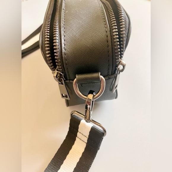Women's Black Small Crossbody Bag Vegan Leather Purse Block Adjustable Strap - Picture 8 of 10